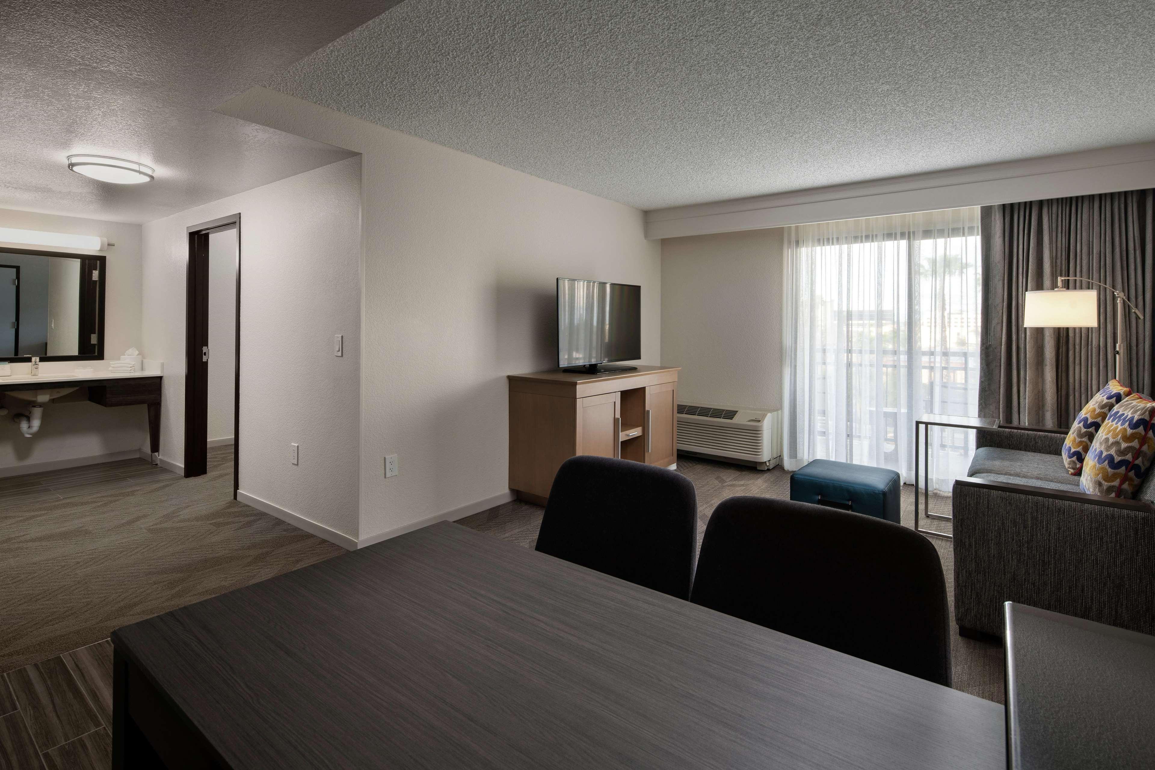 Hampton Inn & Suites Anaheim Garden Grove Exteriör bild