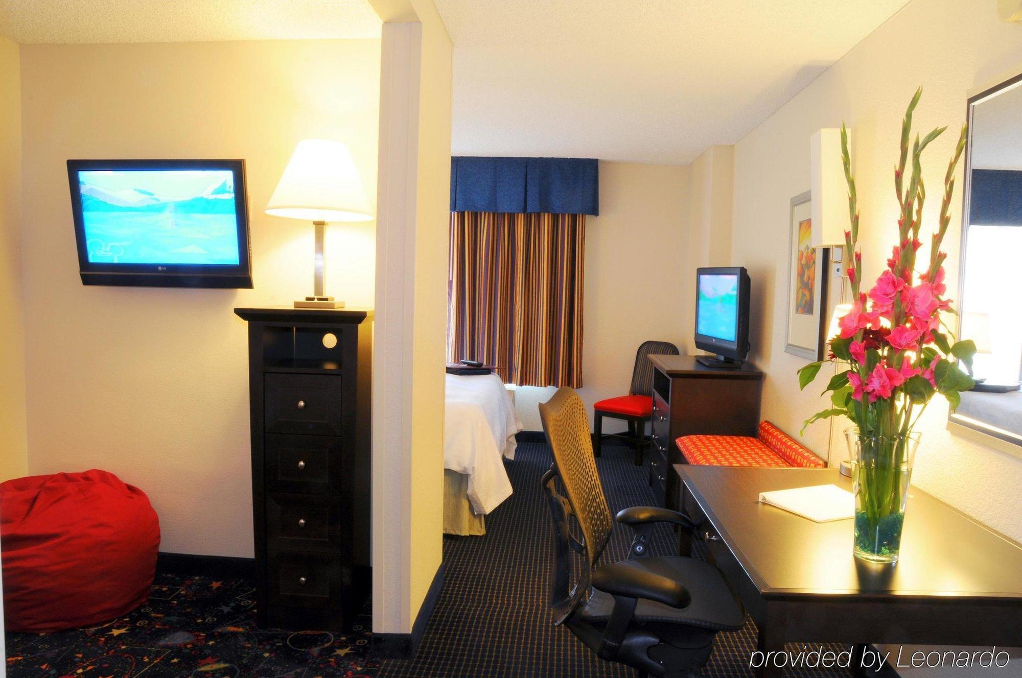Hampton Inn & Suites Anaheim Garden Grove Rum bild