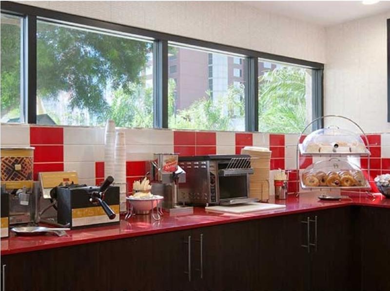 Hampton Inn & Suites Anaheim Garden Grove Exteriör bild